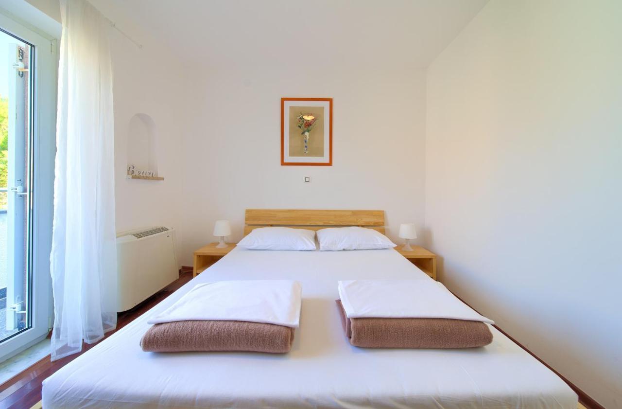 Bed&Breakfast Lucija Bed & Breakfast Punat Exterior foto